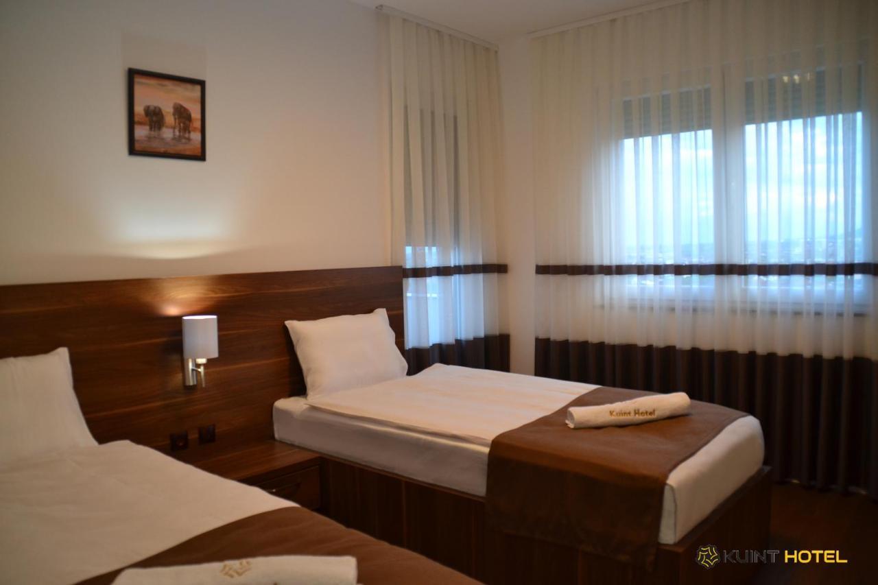 Kuint Hotel Peje Exterior photo